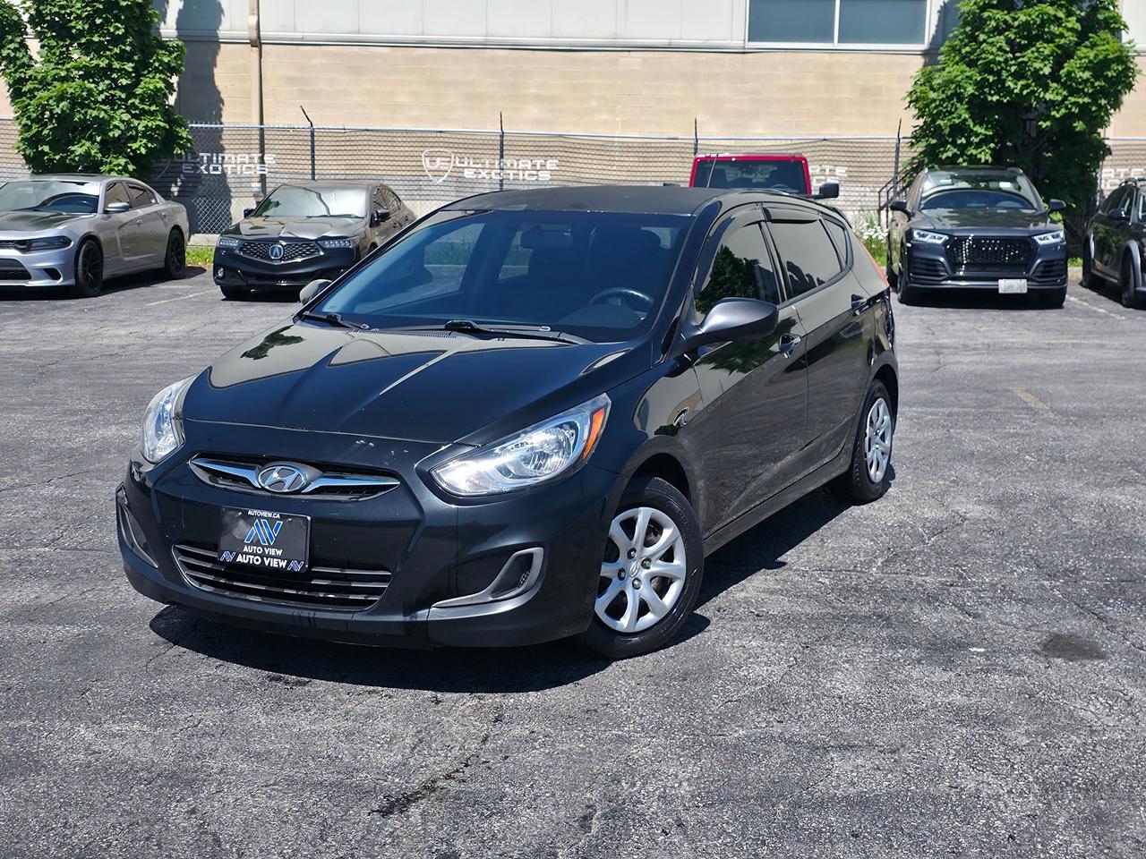 2013 Hyundai Accent Hatchback GLS *GREAT FIRST MANUAL CAR* - Photo #1