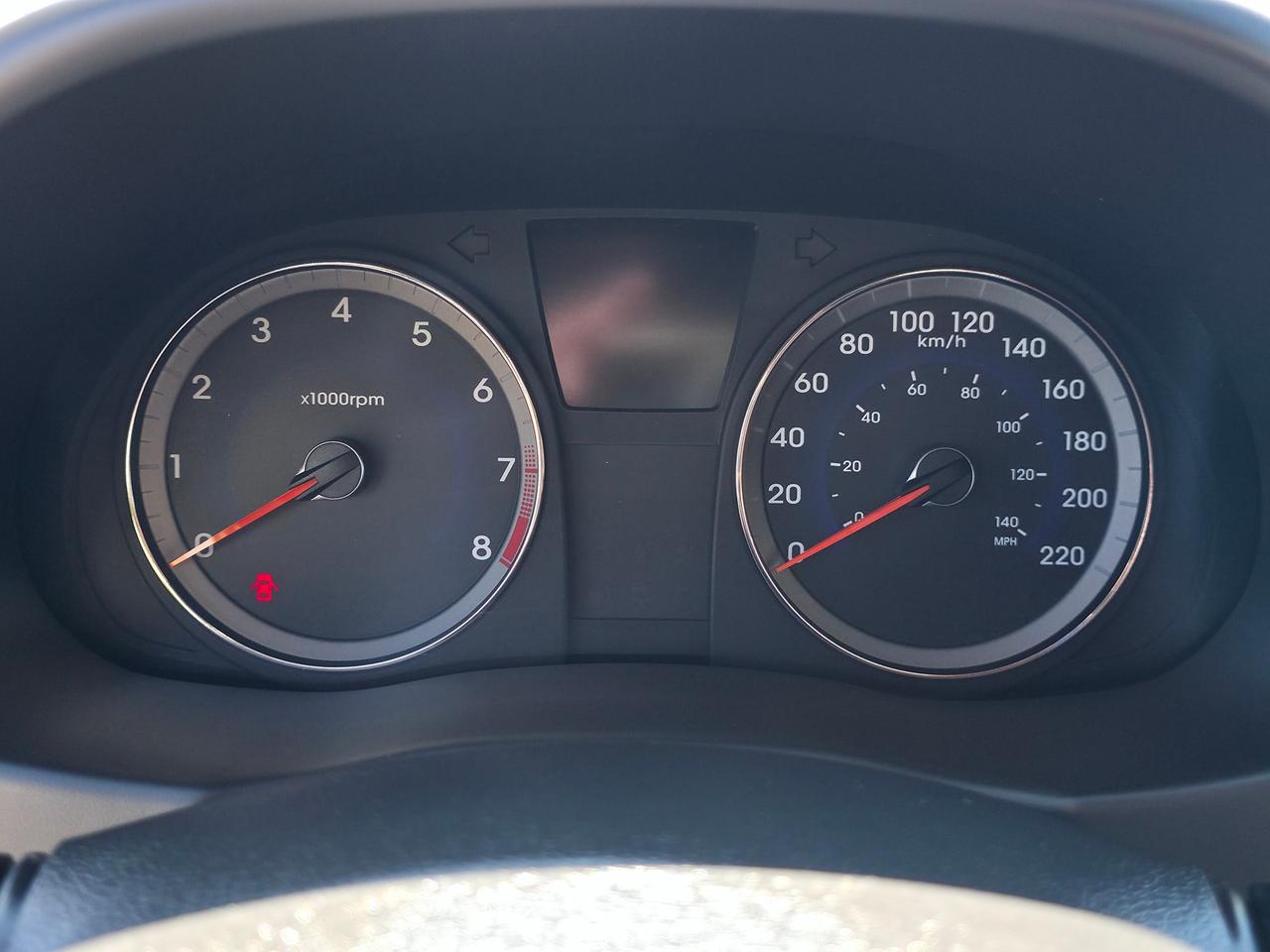 2013 Hyundai Accent Hatchback GLS *GREAT FIRST MANUAL CAR* Photo