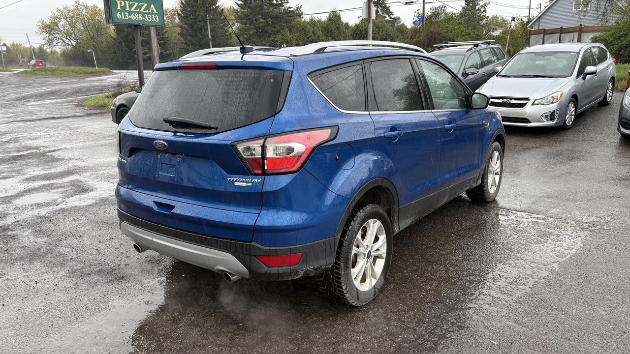 2017 Ford Escape Titanium Photo4