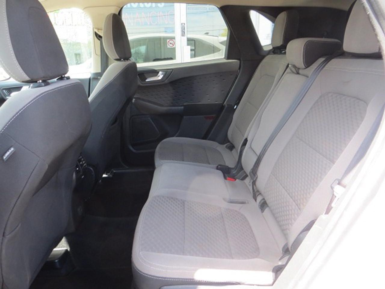 2020 Ford Escape CERTIFIED, All wheel drive, rear camera, navi Photo