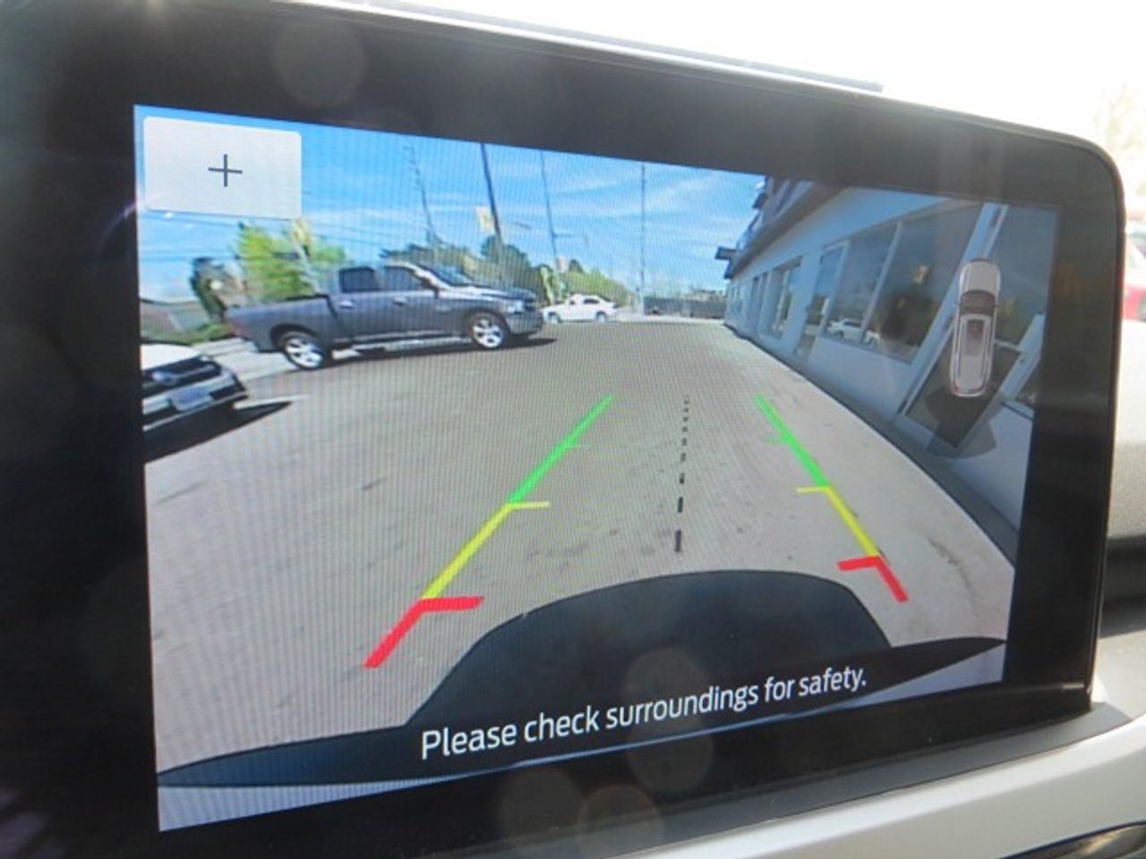 2020 Ford Escape CERTIFIED, All wheel drive, rear camera, navi Photo