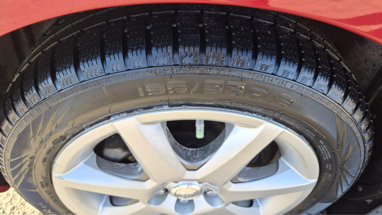 2008 Toyota Prius ONE OWNER, DEALER SERVICED, HYBRID, CERTIFIED Photo