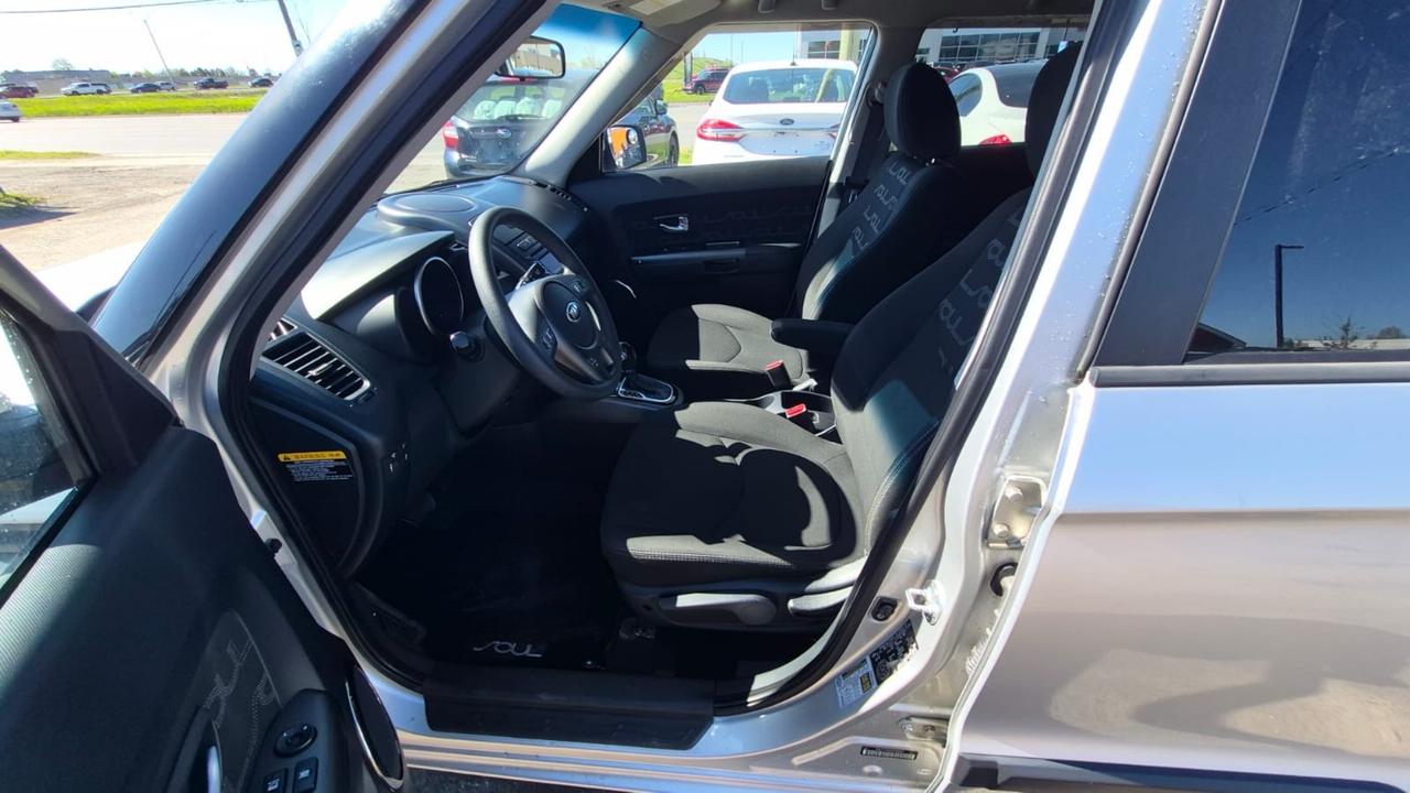 2013 Kia Soul 2u ECO, HATCH, AUTO, ONLY 41,000KMS, CERTIFIED Photo