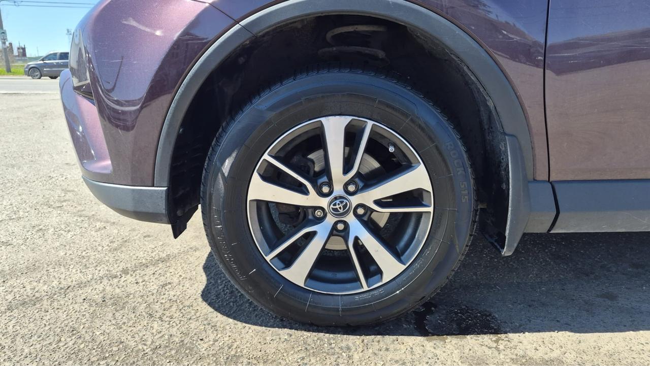2016 Toyota RAV4 XLE, WELL MAINTAINED, AWD, CERTIFIED Photo