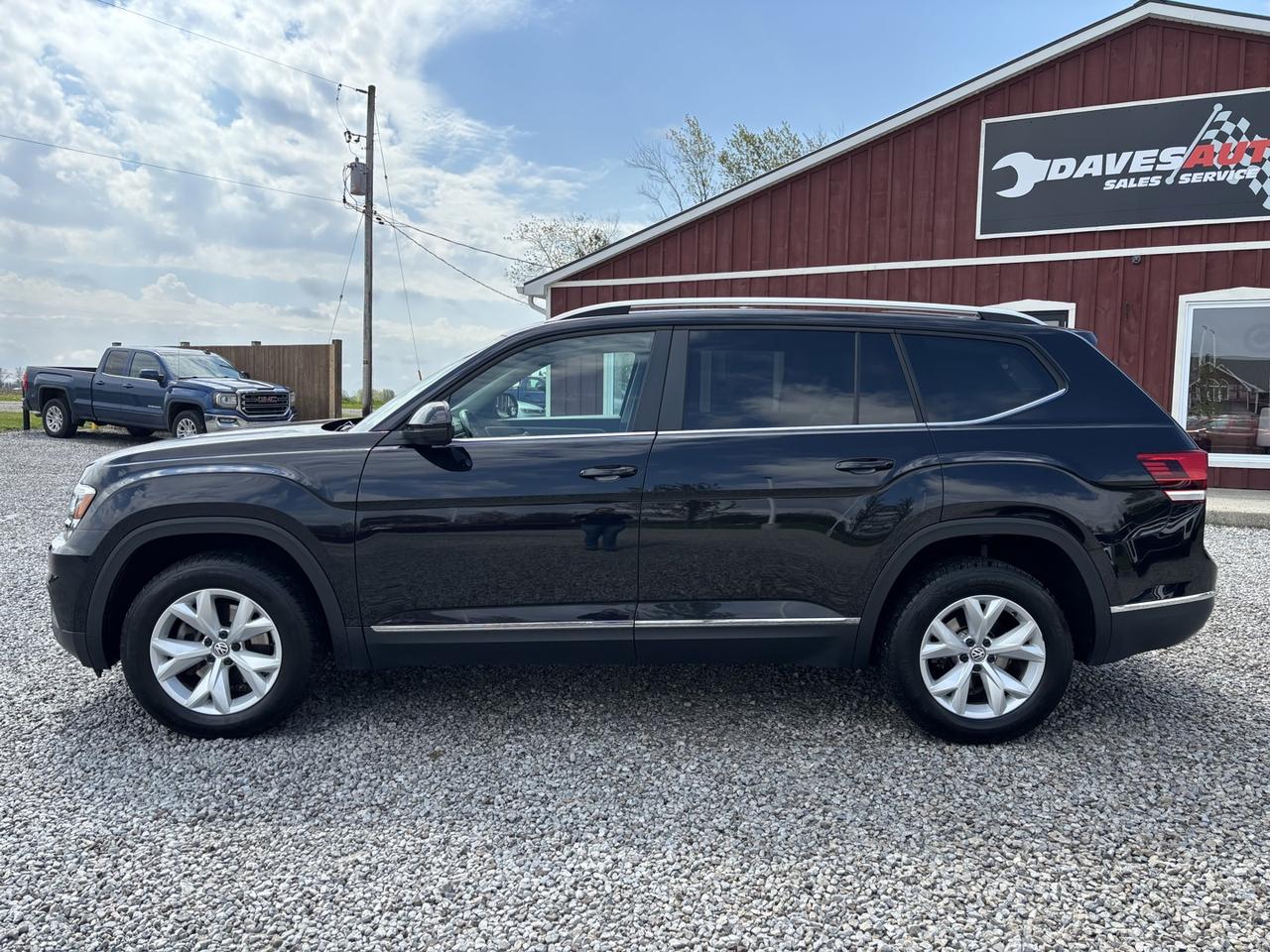 2018 Volkswagen Atlas Highline ~LEATHER & LOADED!~ Photo