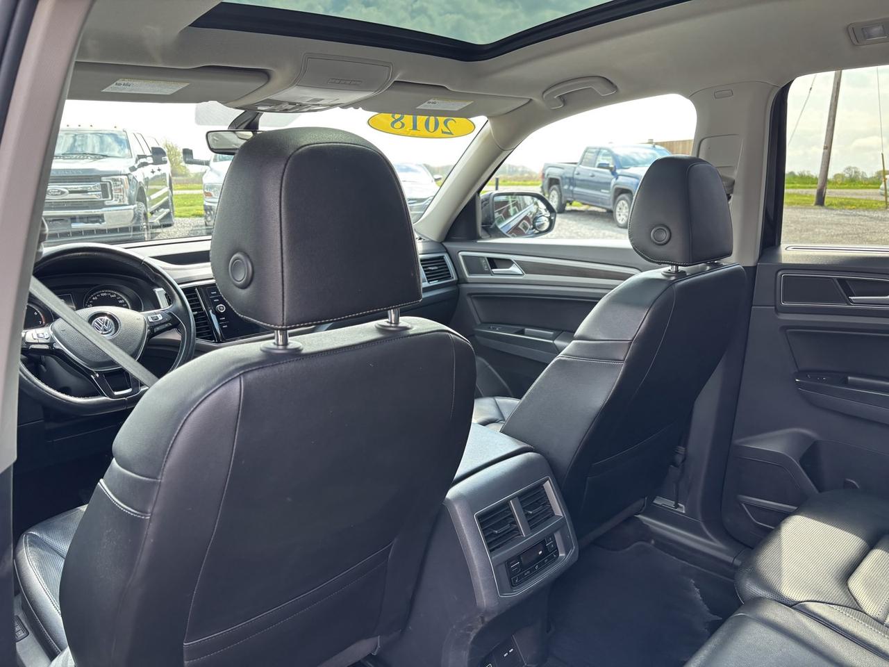 2018 Volkswagen Atlas Highline ~LEATHER & LOADED!~ Photo