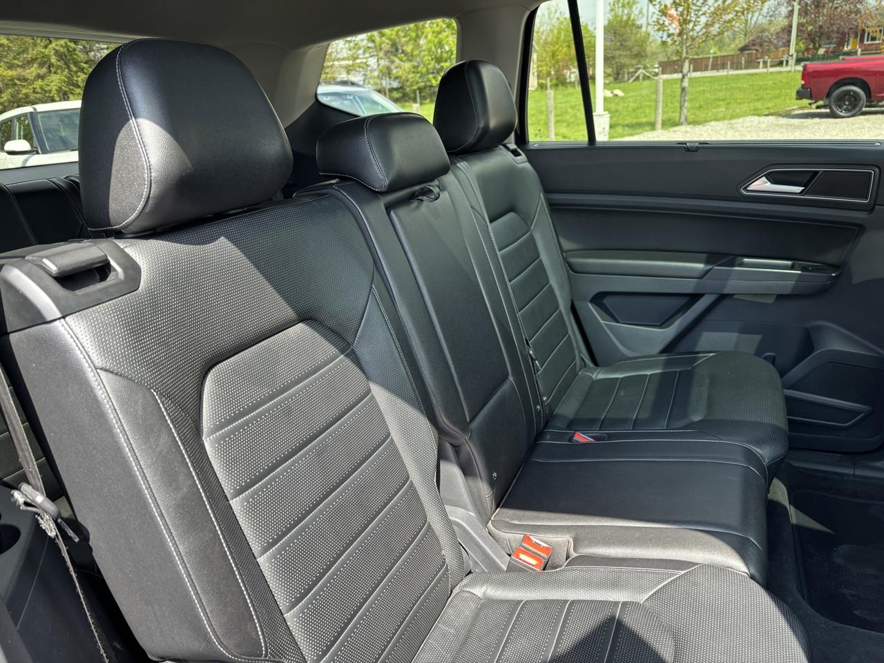2018 Volkswagen Atlas Highline ~LEATHER & LOADED!~ Photo