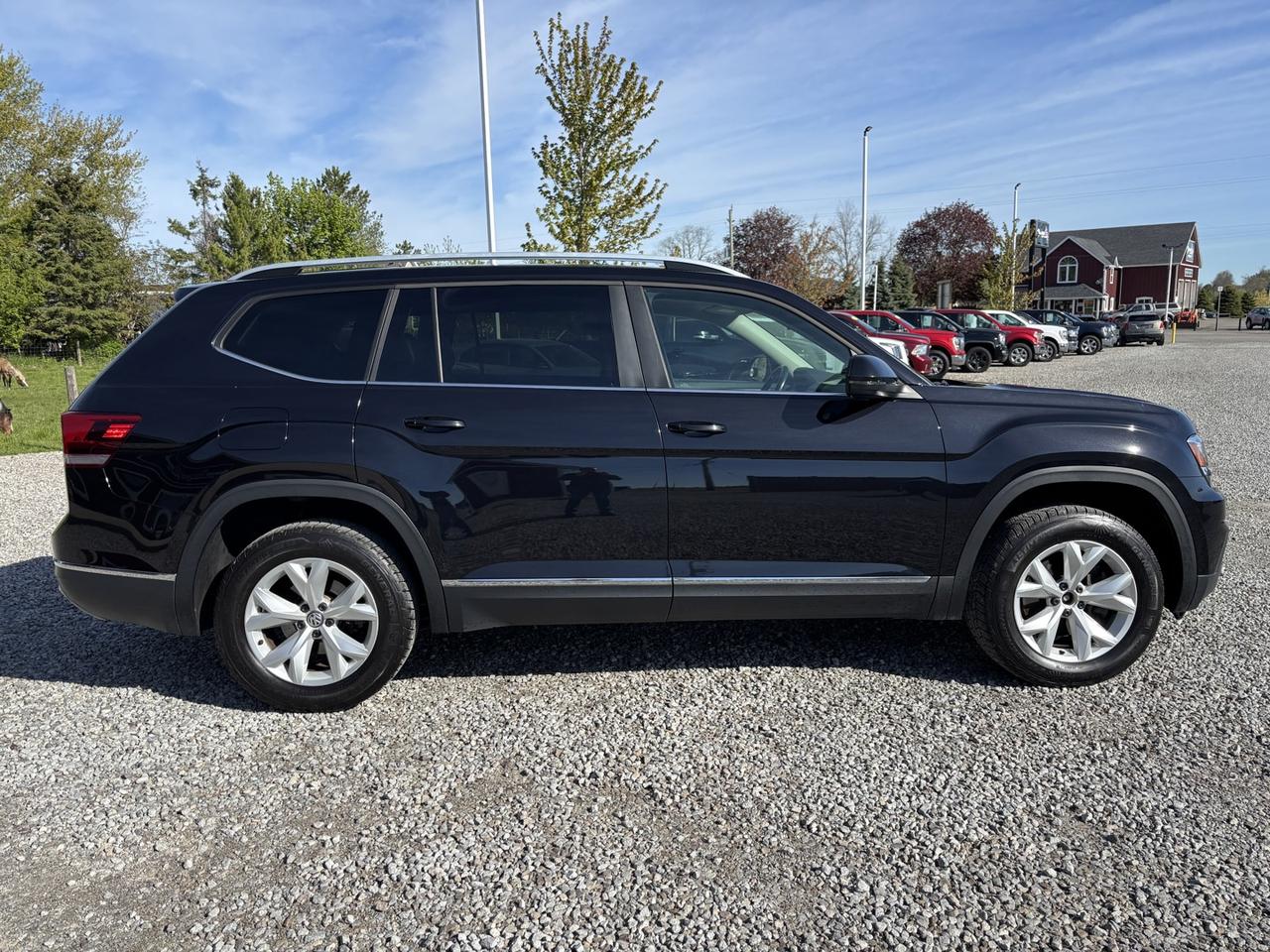 2018 Volkswagen Atlas Highline ~LEATHER & LOADED!~ Photo