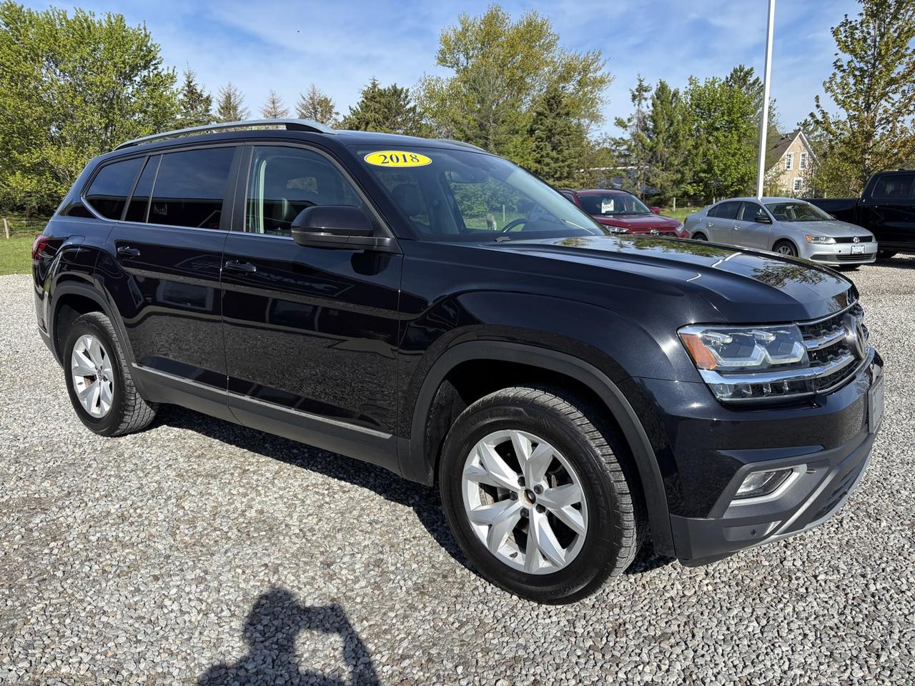 2018 Volkswagen Atlas Highline ~LEATHER & LOADED!~ Photo
