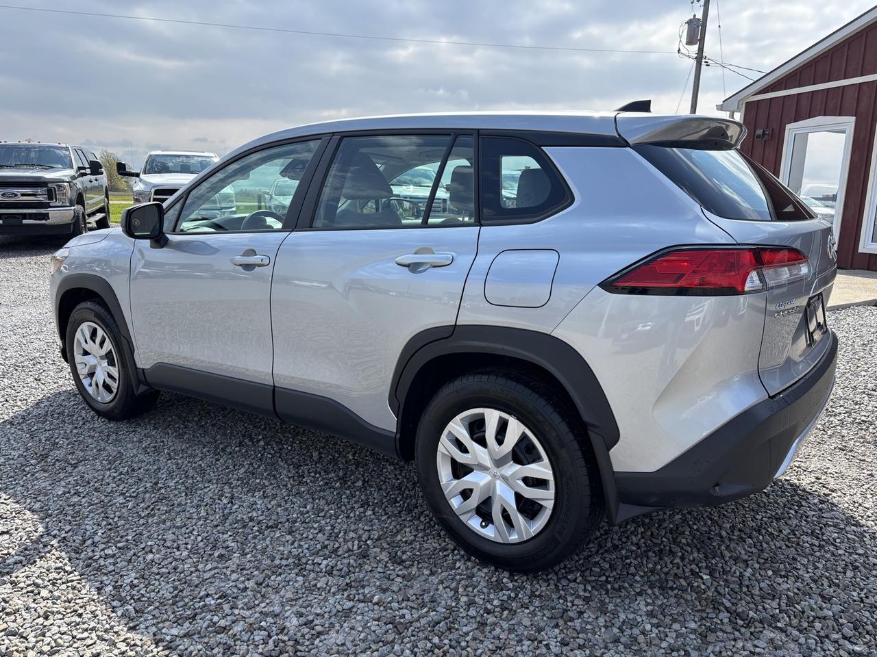 2022 Toyota Corolla Cross L ~CLEAN CARFAX!~ Photo2