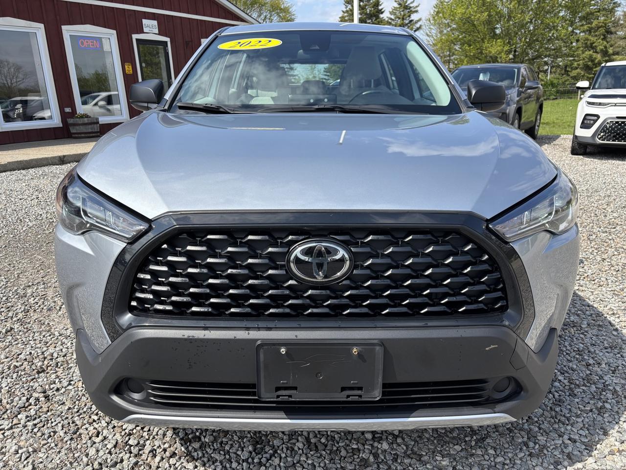 2022 Toyota Corolla Cross L ~CLEAN CARFAX!~ Photo