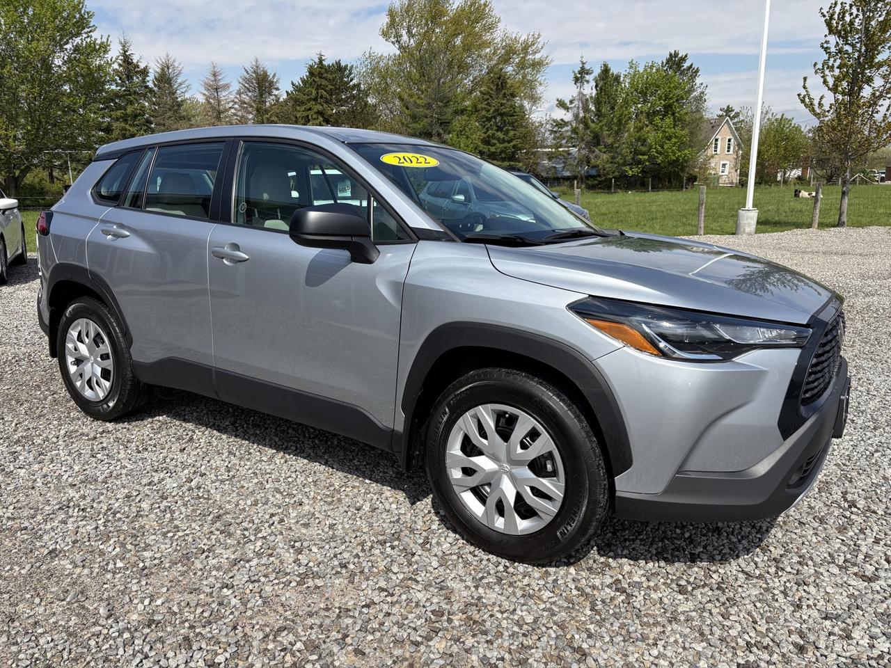 2022 Toyota Corolla Cross L ~CLEAN CARFAX!~ Photo