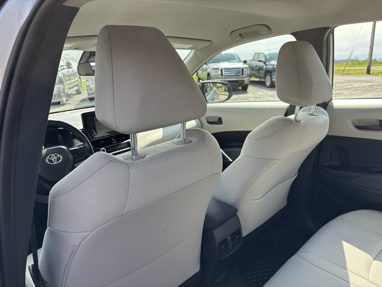 2022 Toyota Corolla Cross L ~CLEAN CARFAX!~ Photo