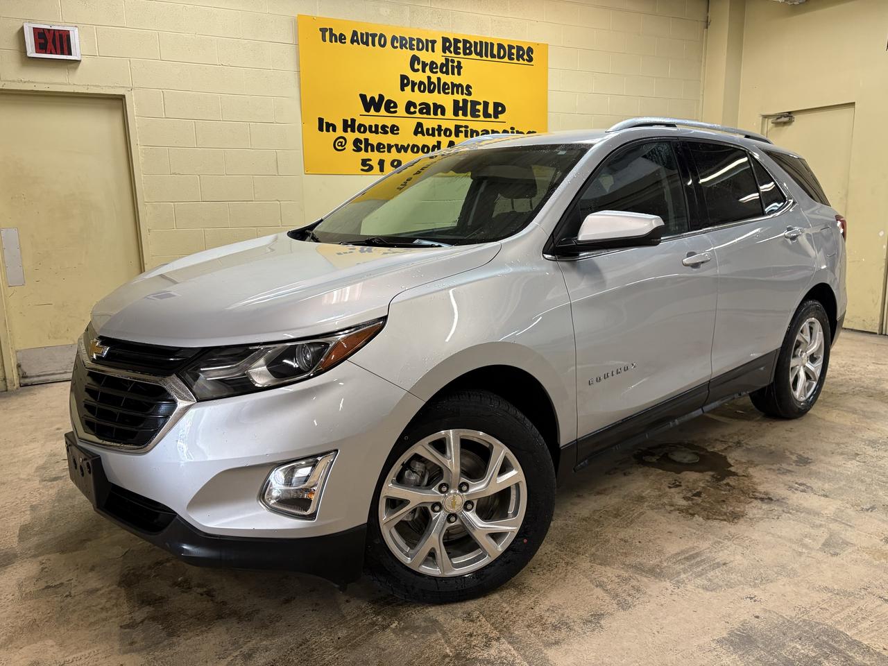 2019 Chevrolet Equinox LT Photo0