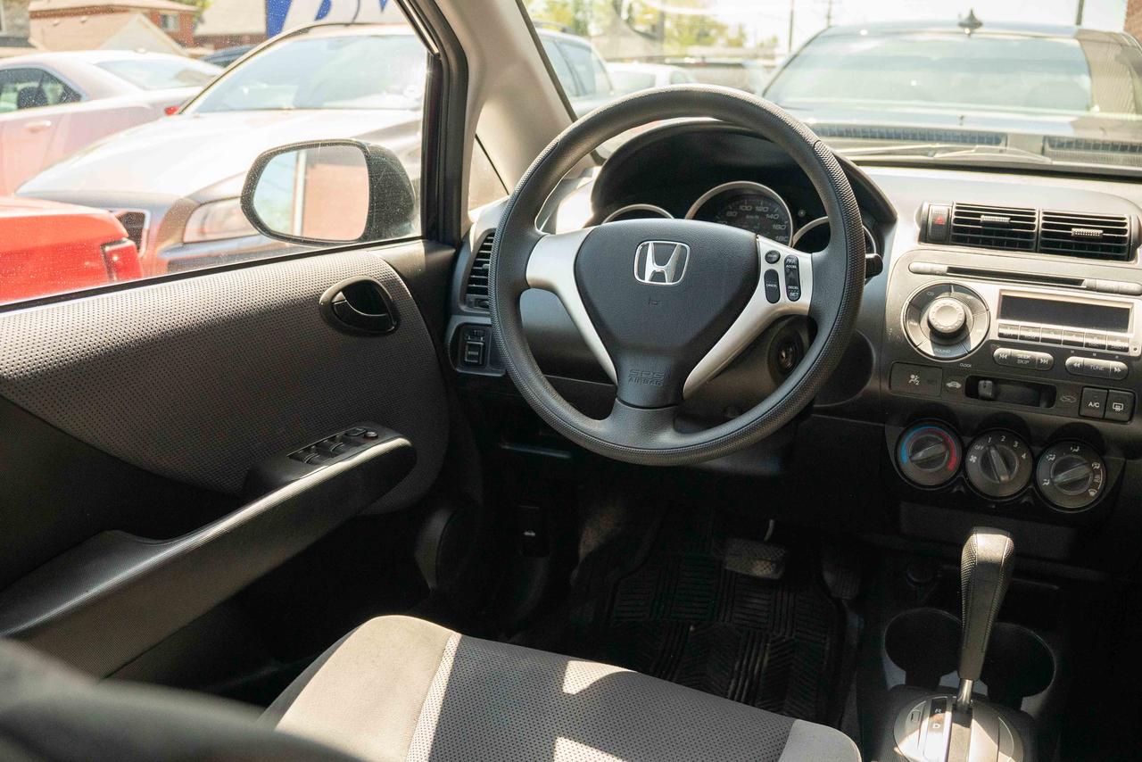 2007 Honda Fit LX Photo