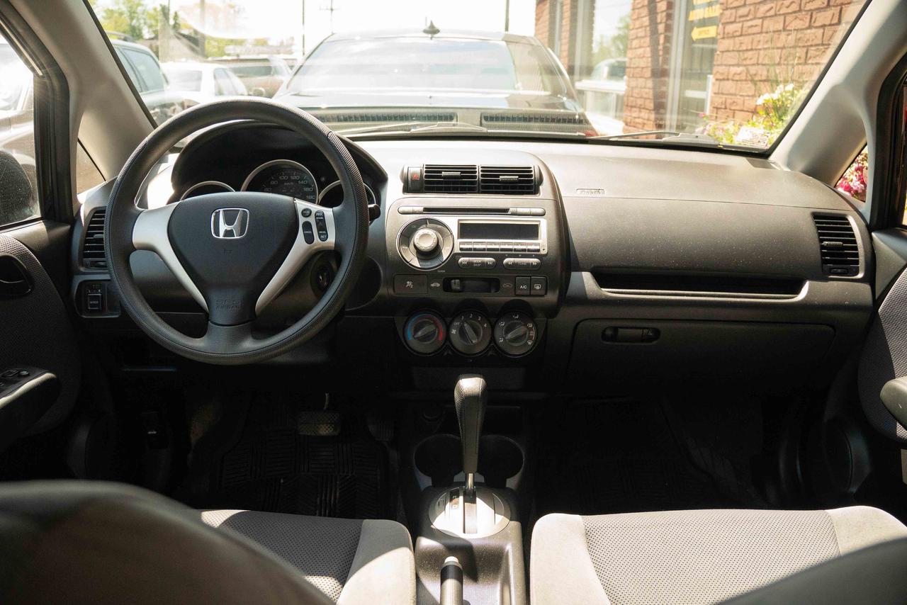 2007 Honda Fit LX Photo
