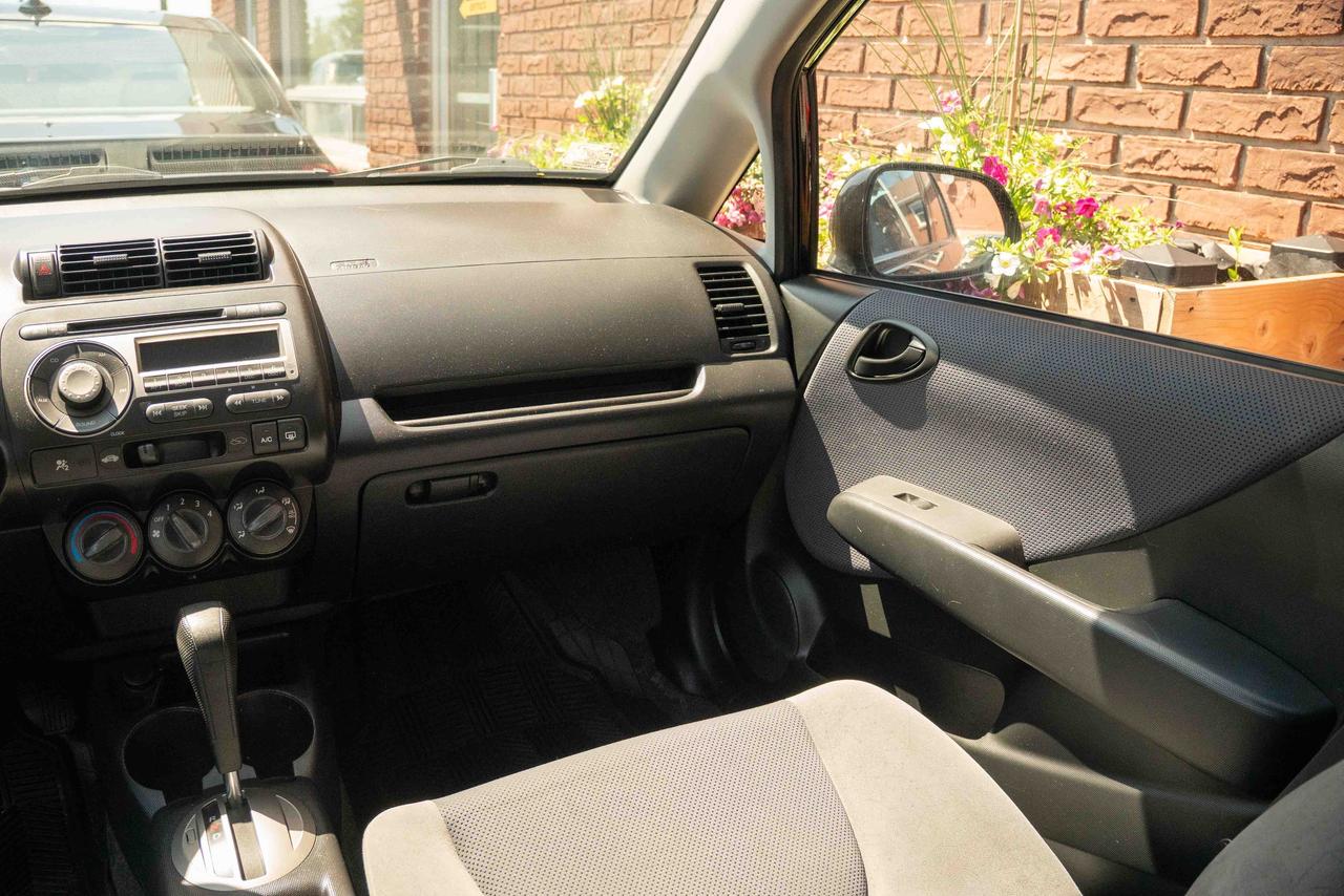 2007 Honda Fit LX Photo