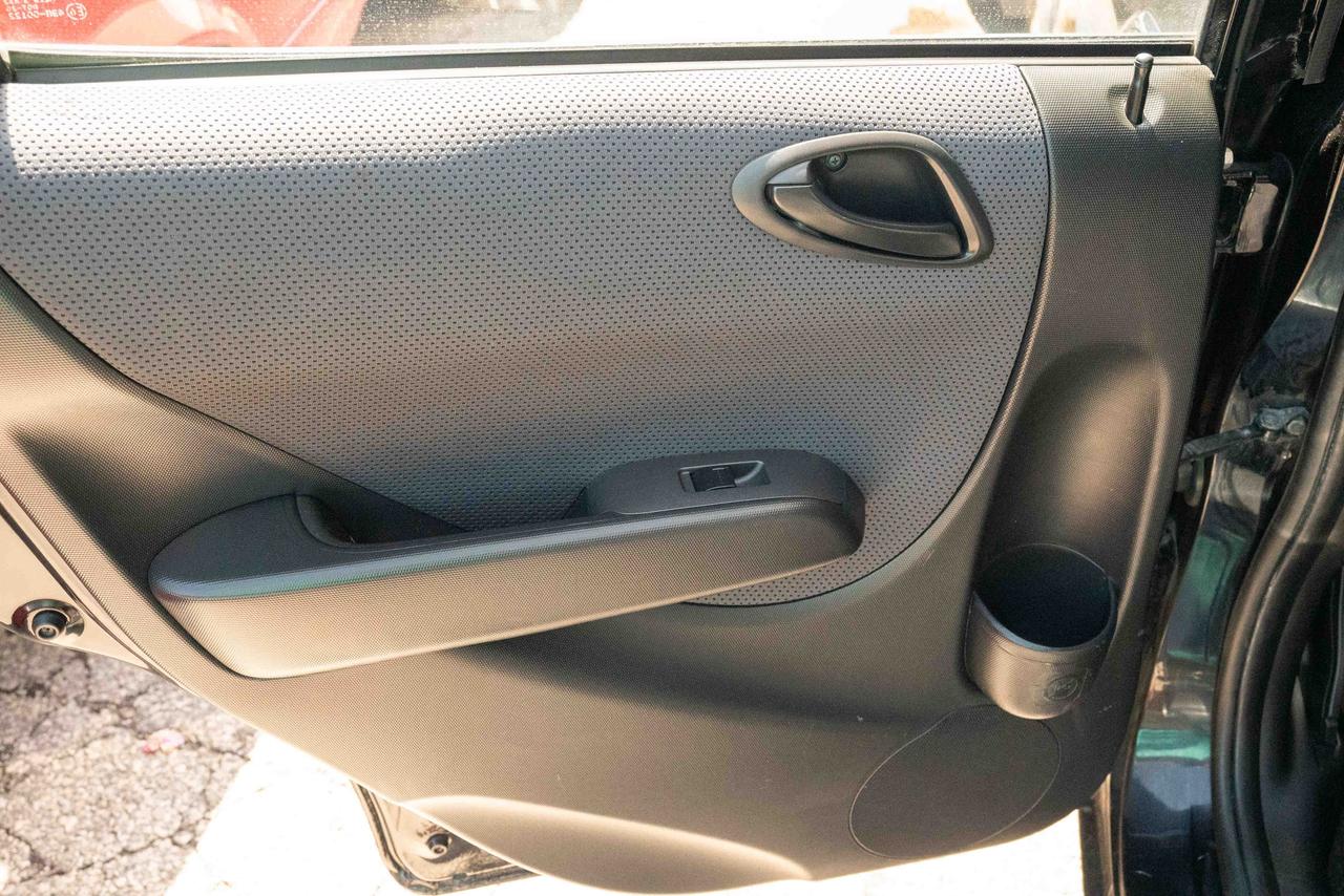 2007 Honda Fit LX Photo