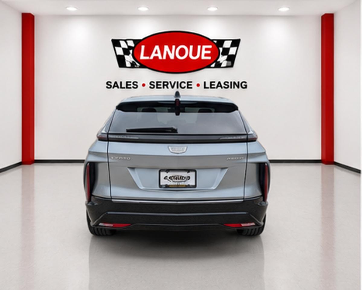 2024 Cadillac LYRIQ Sport Photo