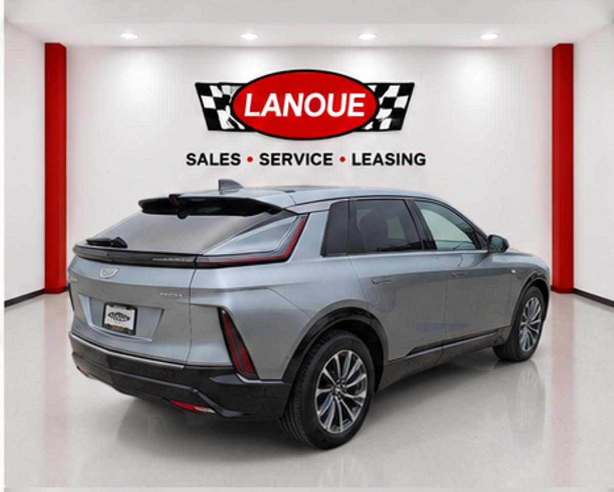 2024 Cadillac LYRIQ Sport Photo