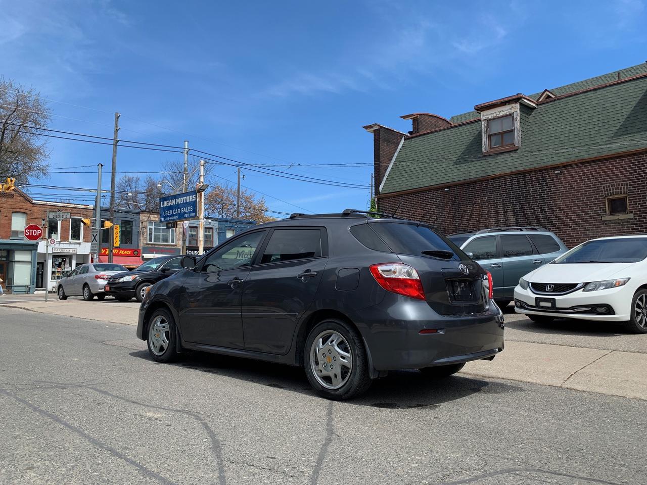 2011 Toyota Matrix 4DR WGN AUTO FWD Photo