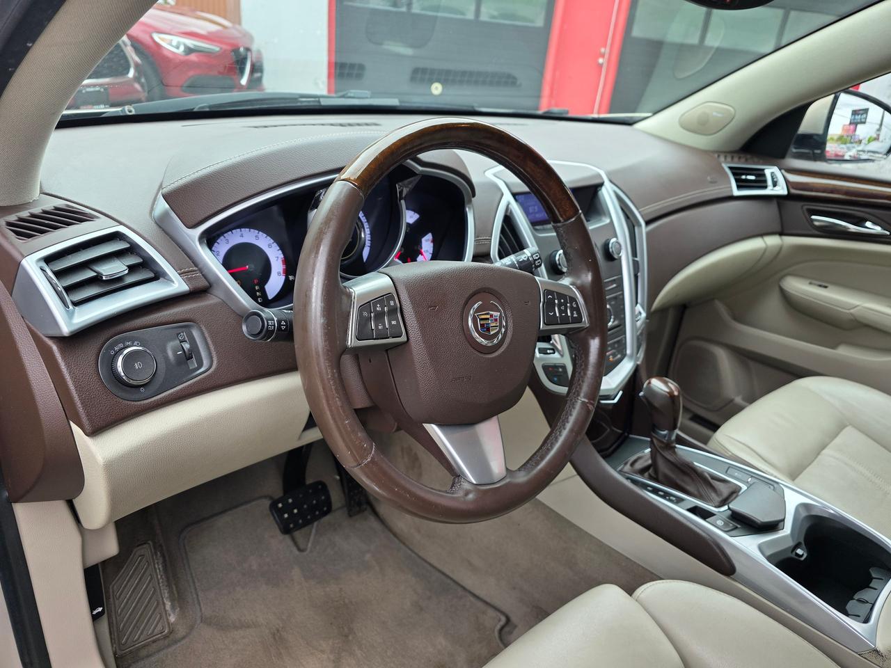 2010 Cadillac SRX Performance Photo