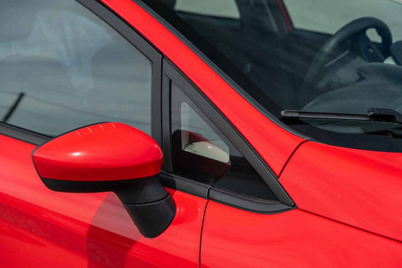 2012 Ford Fiesta SE Photo