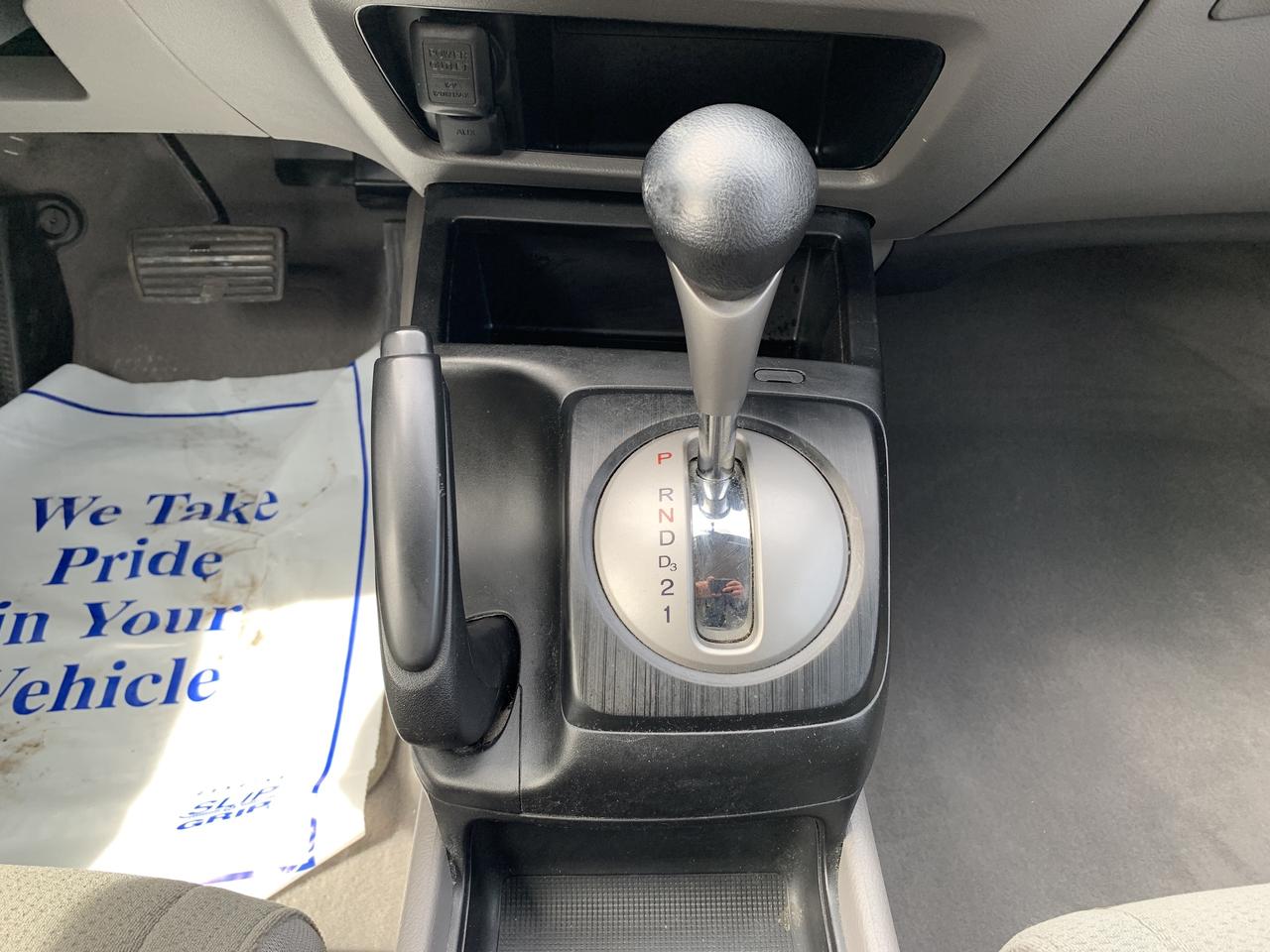 2011 Honda Civic 4dr Auto DX-G Photo