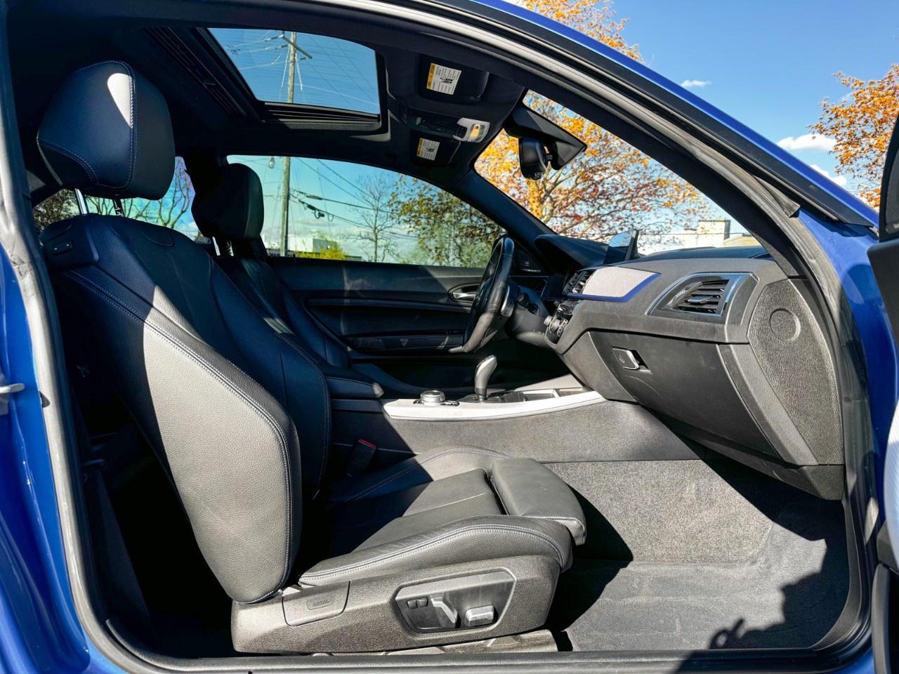 2019 BMW 2 Series M240i xDrive coupé Photo