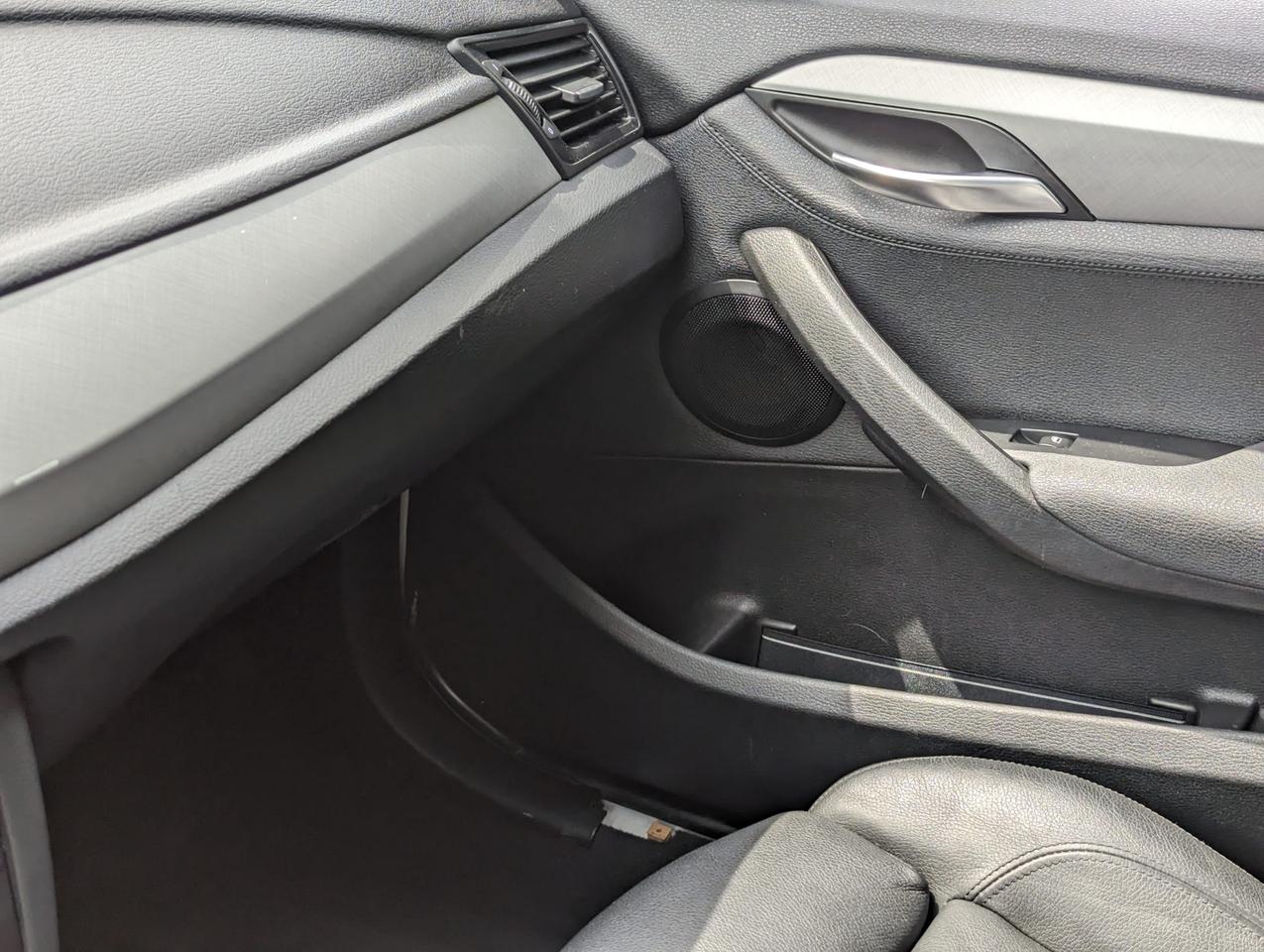 2015 BMW X1 AWD/xDrive28i/M-Package/PanoRoof/Nav Photo