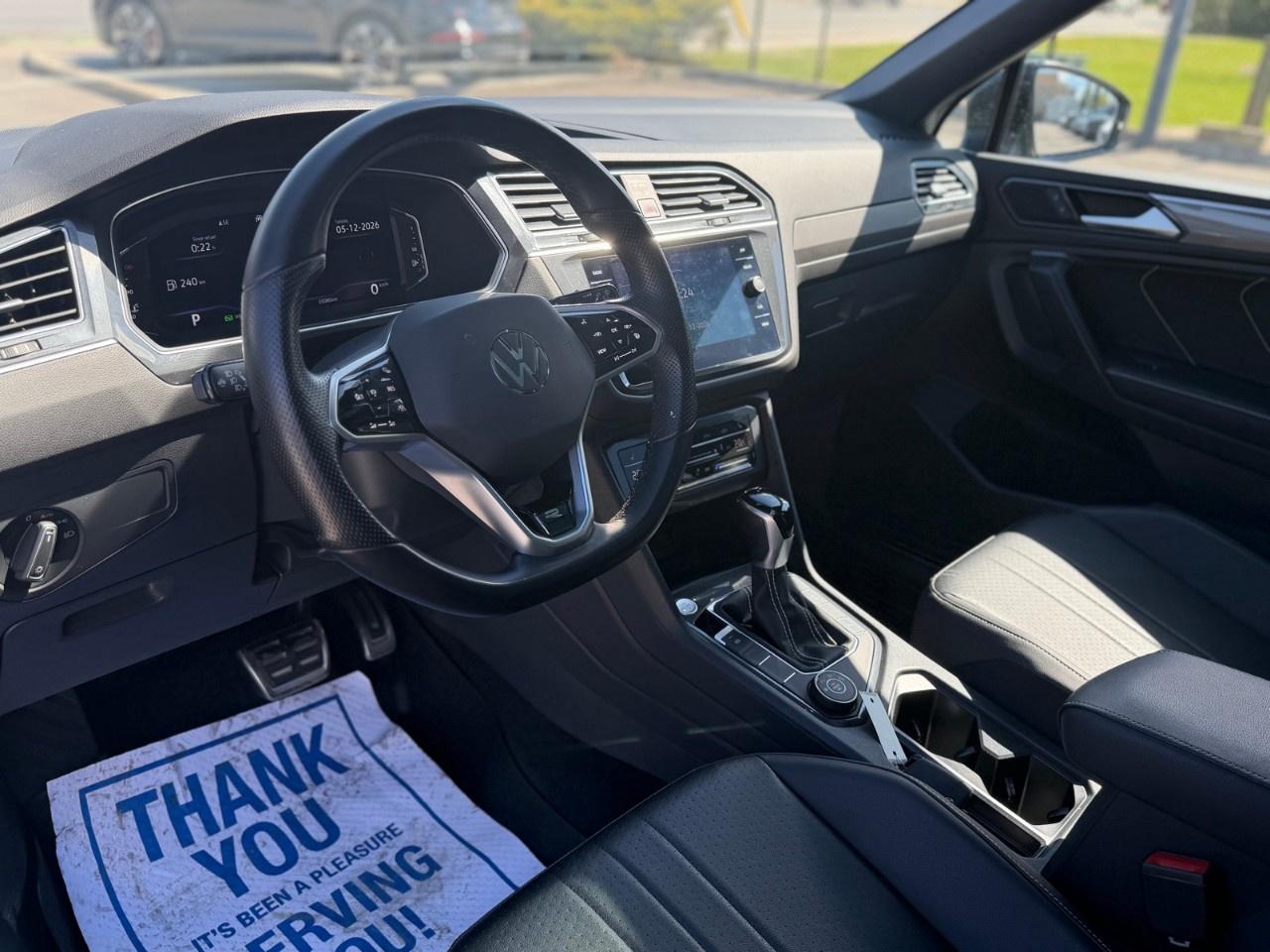 2023 Volkswagen Tiguan Comfortline R-Line Black Edition 4MOTION Photo