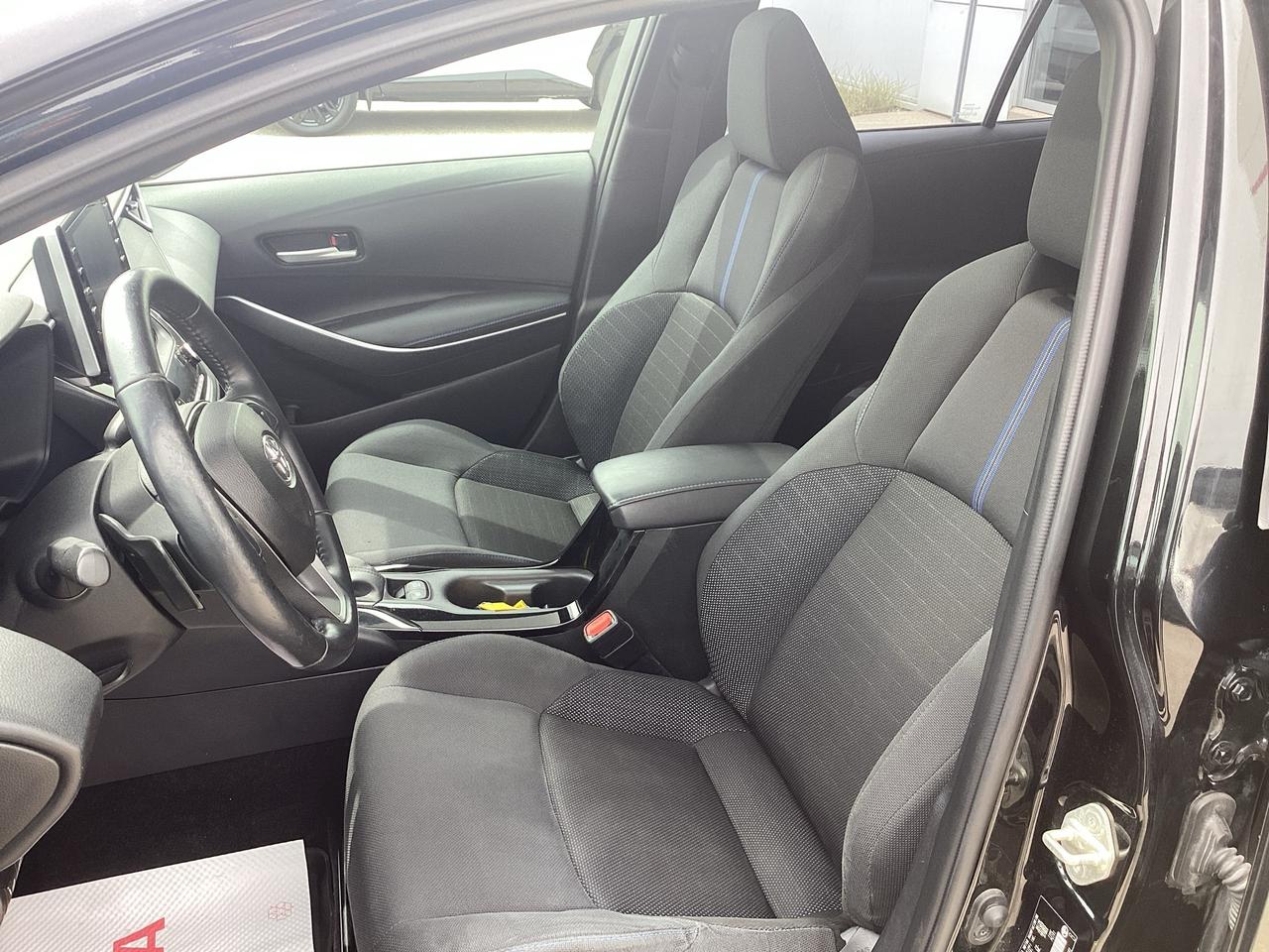 2020 Toyota Corolla SE  Nightshade CVT Photo