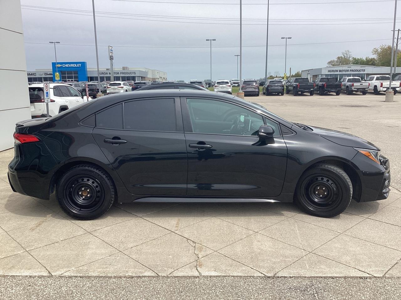 2020 Toyota Corolla SE  Nightshade CVT Photo