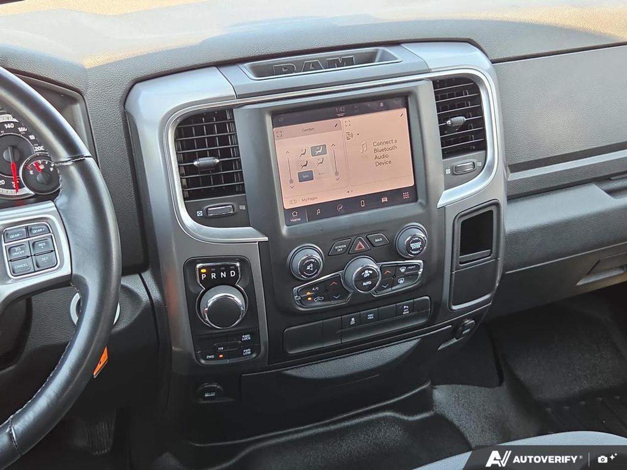 2022 RAM 1500 Classic Warlock 4x4   NO CLAIMS   ONE OWNER   REMOTE START Photo