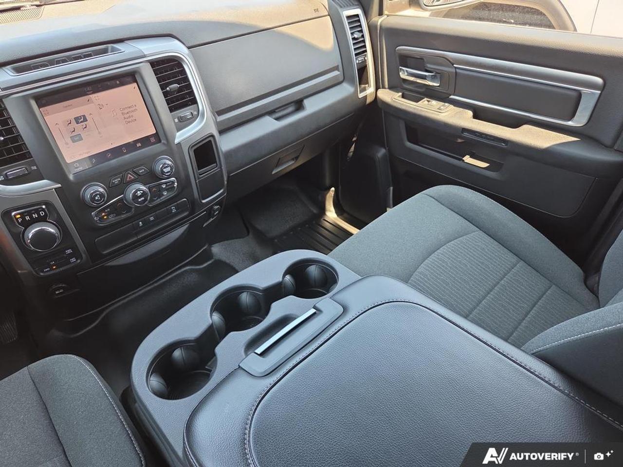 2022 RAM 1500 Classic Warlock 4x4   NO CLAIMS   ONE OWNER   REMOTE START Photo