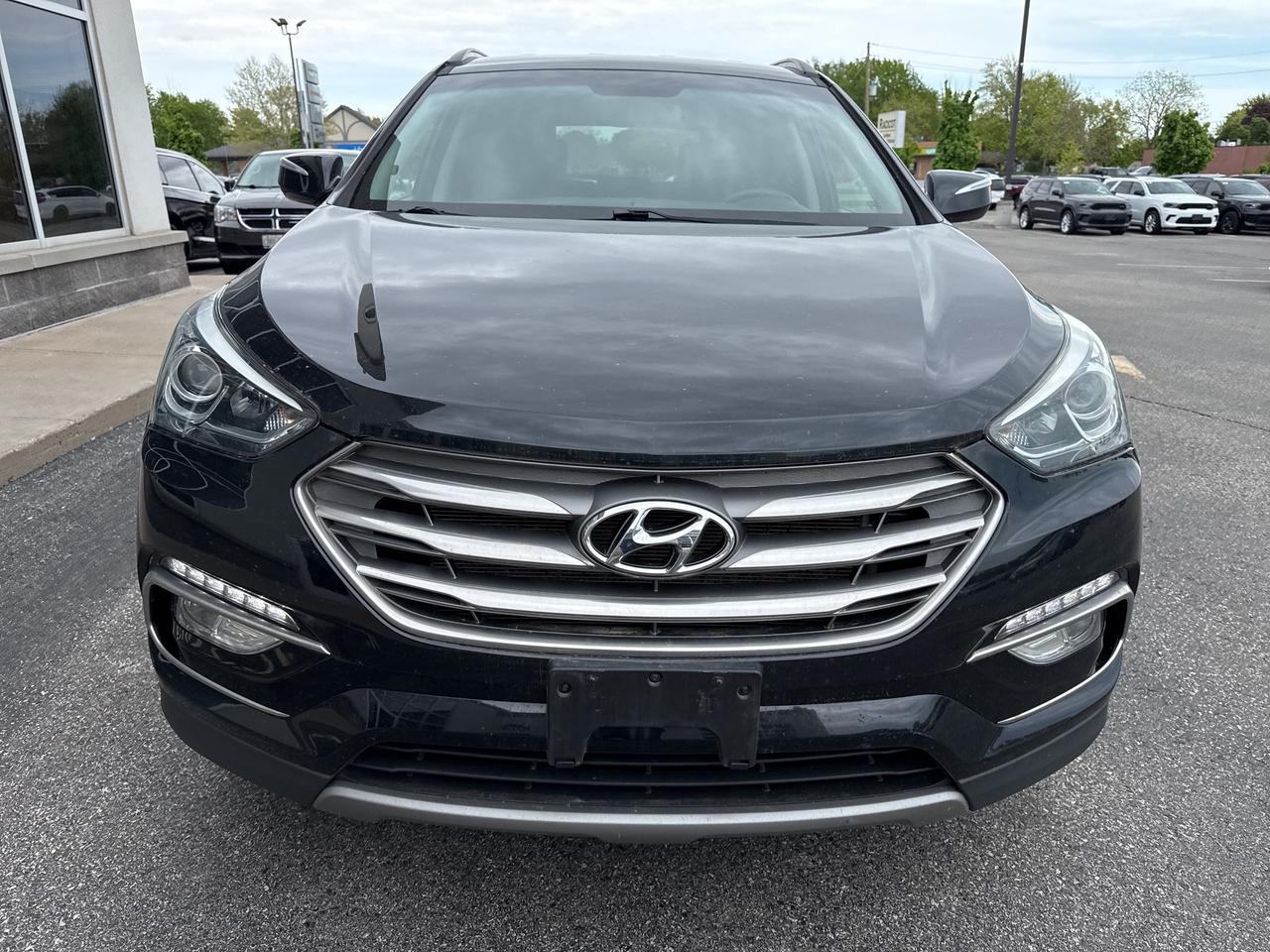 2017 Hyundai Santa Fe Sport Premium Photo
