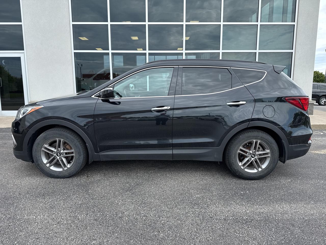 2017 Hyundai Santa Fe Sport Premium Photo