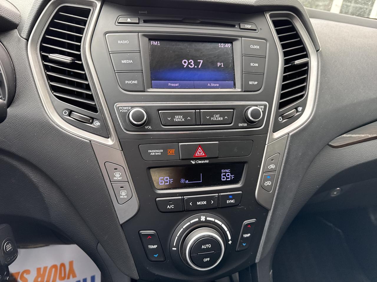 2017 Hyundai Santa Fe Sport Premium Photo