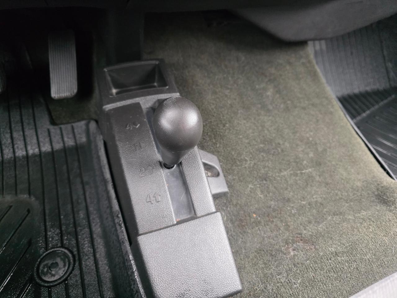 2018 Chevrolet Silverado 1500 4X4 CREW CAB Photo