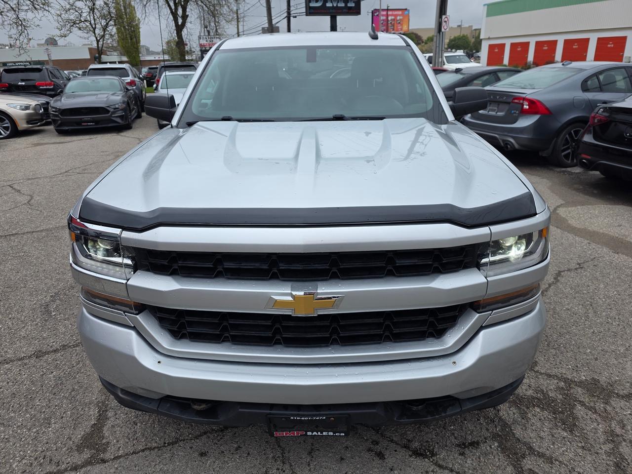 2018 Chevrolet Silverado 1500 4X4 CREW CAB Photo