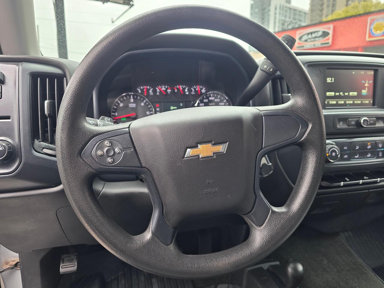 2018 Chevrolet Silverado 1500 4X4 CREW CAB Photo