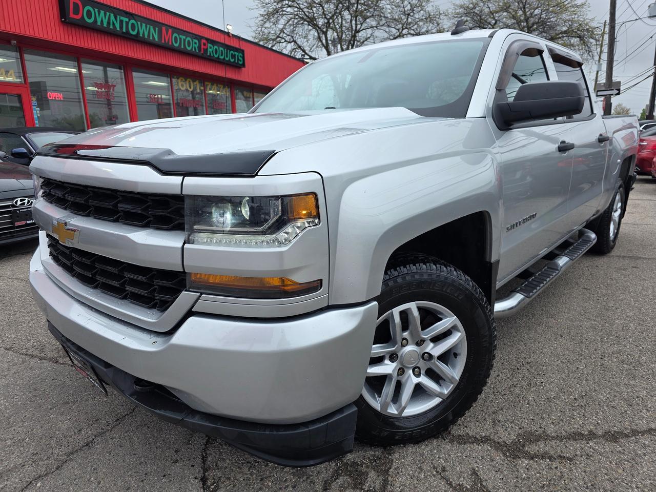 2018 Chevrolet Silverado 1500 4X4 CREW CAB Photo