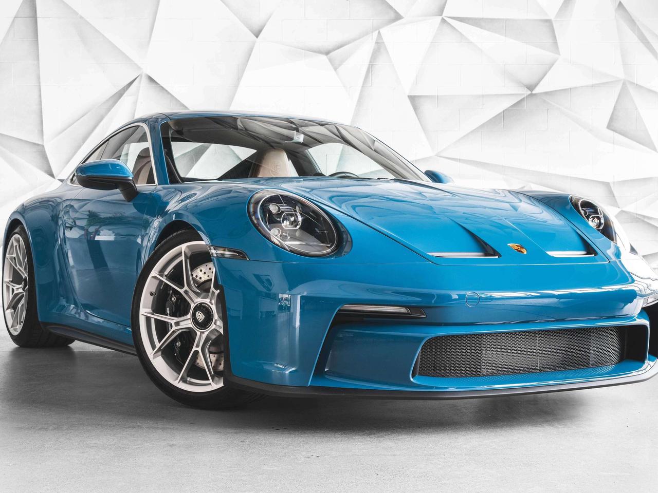 2022 Porsche 911 Touring Package Photo2