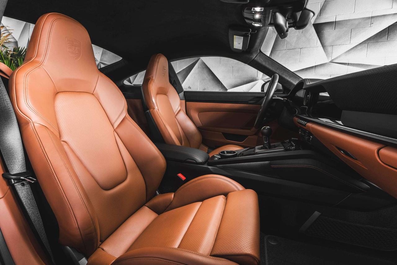 2022 Porsche 911 Touring Package Photo