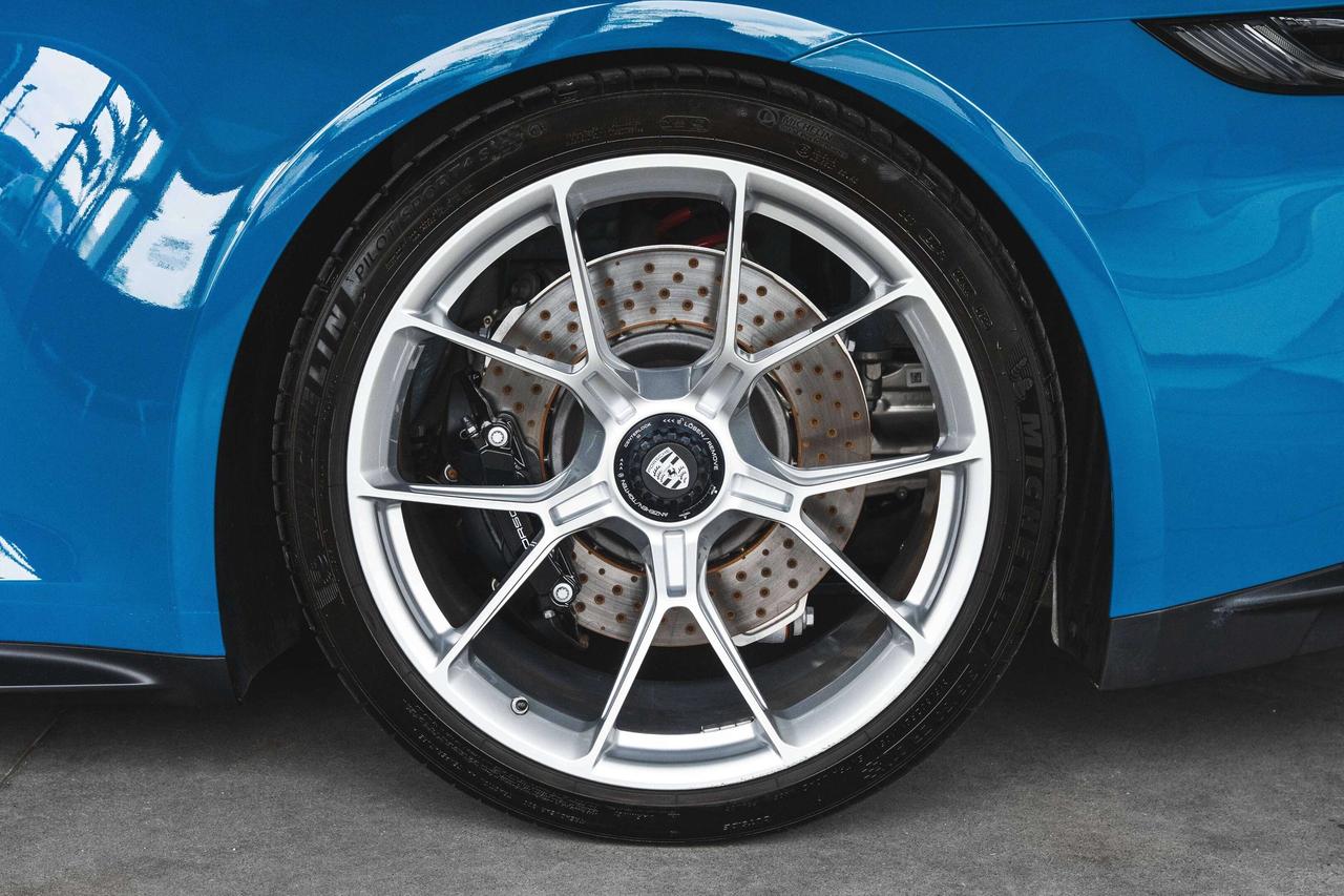 2022 Porsche 911 Touring Package Photo