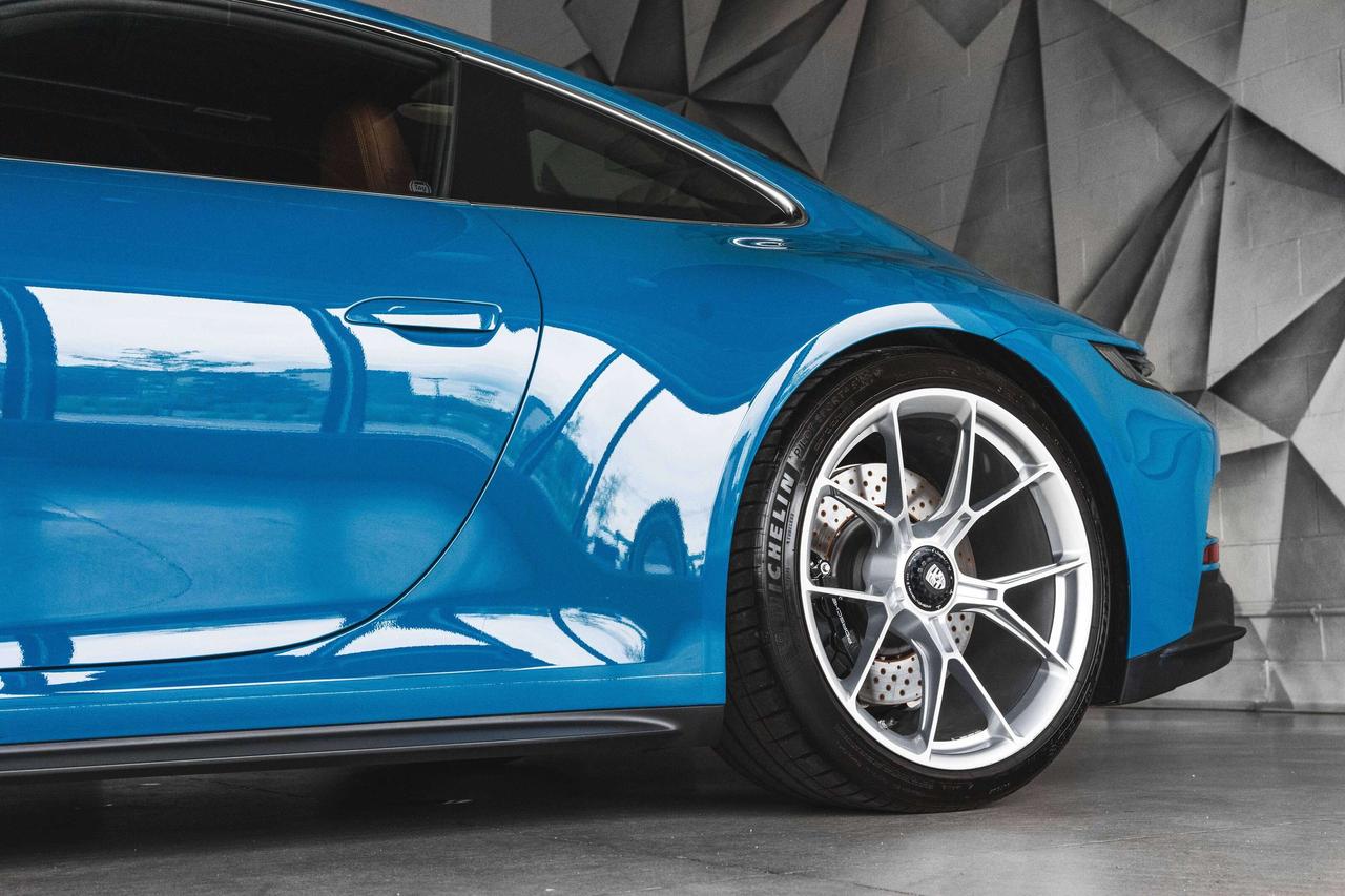 2022 Porsche 911 Touring Package Photo