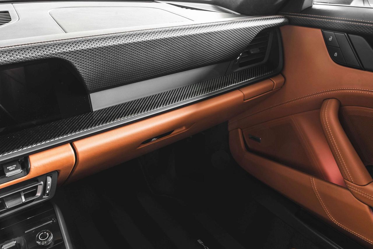 2022 Porsche 911 Touring Package Photo