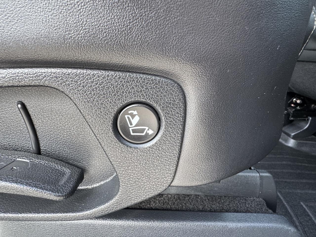 2024 Hyundai PALISADE Ultimate Calligraphy 7-Passenger AWD Photo
