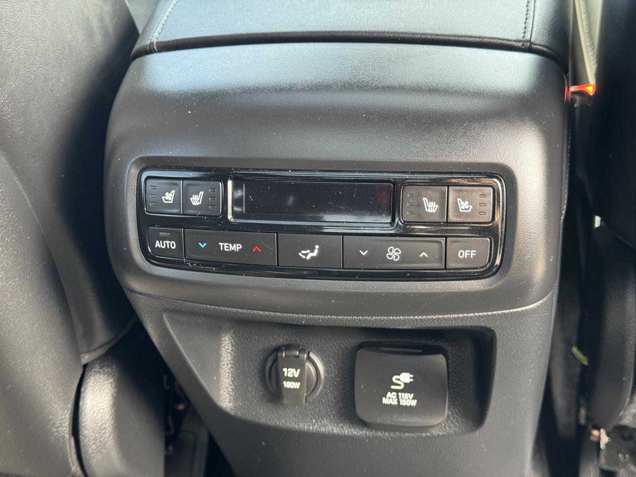 2024 Hyundai PALISADE Ultimate Calligraphy 7-Passenger AWD Photo