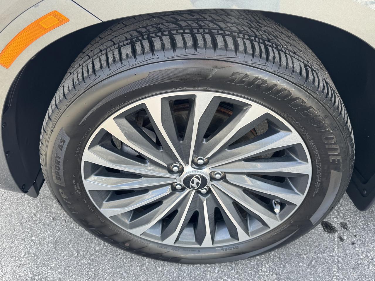 2024 Hyundai PALISADE Ultimate Calligraphy 7-Passenger AWD Photo